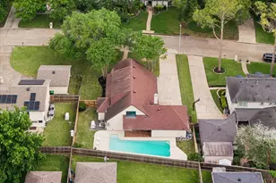 2923 Kenross St, Houston, TX 77043 - Photo 30