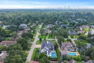 337 Folwell Ln, Houston, TX 77024 - Photo 50