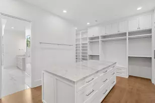 337 Folwell Ln, Houston, TX 77024 - Photo 30