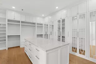 337 Folwell Ln, Houston, TX 77024 - Photo 32