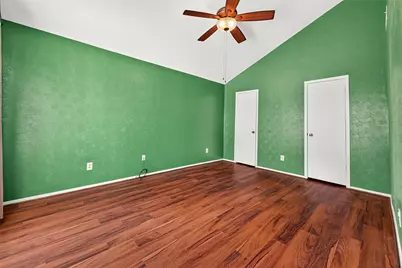6138 Gallant Forest Drive, Houston, TX 77088 - Photo 22