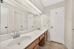 6138 Gallant Forest Dr, Houston, TX 77088 - Photo 20
