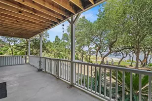 854 Lakebreeze Dr, Canyon Lake, TX 78133 - Photo 20