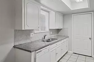 9119 Glenbury Dr, Houston, TX 77037 - Photo 8