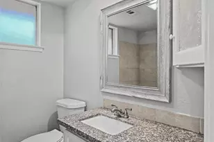 9119 Glenbury Dr, Houston, TX 77037 - Photo 14