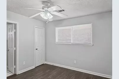 9119 Glenbury Drive, Houston, TX 77037 - Photo 10