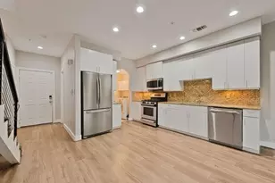 1616 Elgin St, Houston, TX 77004 - Photo 10