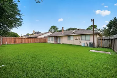 3010 Becket Street, Pearland, TX 77584 - Photo 30