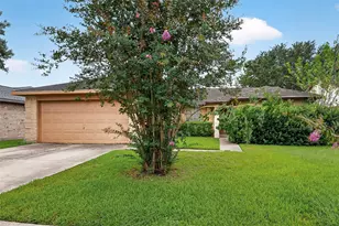 3010 Becket St, Pearland, TX 77584 - Photo 2