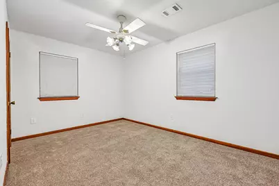 2826 5th Avenue N, Texas City, TX 77590 - Photo 18