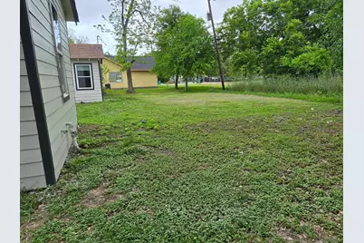 1912 Hill Street, Baytown, TX 77520 - Photo 14