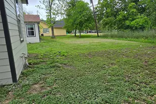 1912 Hill St, Baytown, TX 77520 - Photo 14