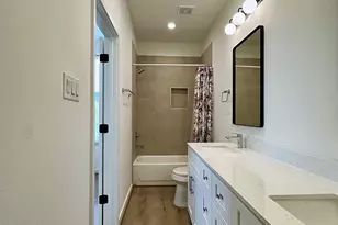 203 Danna Ln, Houston, TX 77009 - Photo 18
