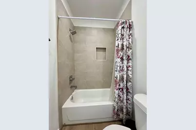 203 Danna Lane #D, Houston, TX 77009 - Photo 16