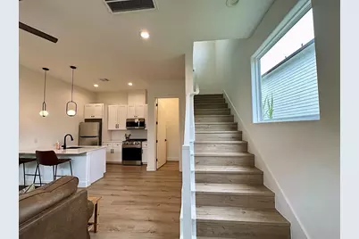 203 Danna Lane #D, Houston, TX 77009 - Photo 6