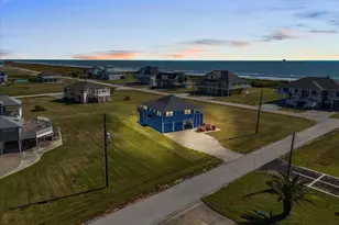 808 Pinata Dr, Crystal Beach, TX 77650 - Photo 50
