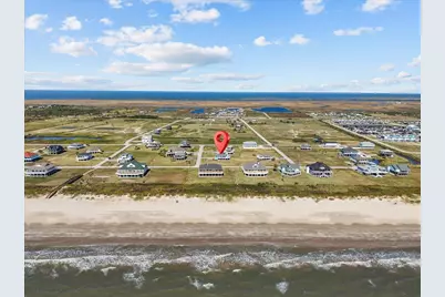 808 Pinata Drive, Crystal Beach, TX 77650 - Photo 4