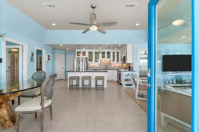 808 Pinata Drive, Crystal Beach, TX 77650 - Photo 10