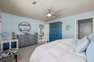 808 Pinata Dr, Crystal Beach, TX 77650 - Photo 22