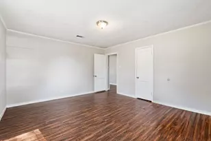 729 13th Ave N, Texas City, TX 77590 - Photo 6