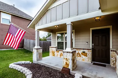 109 Red Deer Way, Huntsville, TX 77320 - Photo 2