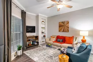 6565 Hollister St, Houston, TX 77040 - Photo 2