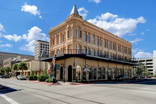 2102 Postoffice St, Galveston, TX 77550 - Photo 4