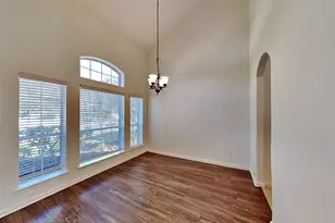 2303 Cantabria Ln, League City, TX 77573 - Photo 8