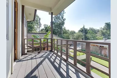 1326 Town Circle Circle #1, Baytown, TX 77520 - Photo 4