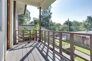 1326 Town Circle Circle, Baytown, TX 77520 - Photo 4