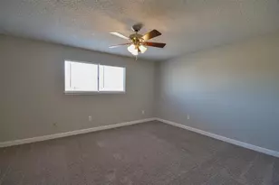 1326 Town Circle Circle, Baytown, TX 77520 - Photo 18