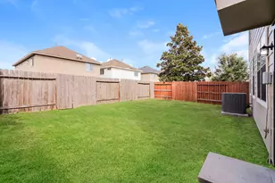 1650 Bonnyton Ln, Houston, TX 77014 - Photo 14