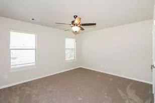 1650 Bonnyton Ln, Houston, TX 77014 - Photo 12