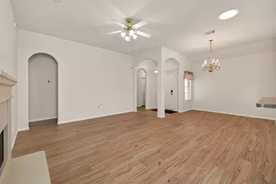 9218 E Lakeside Drive, Magnolia, TX 77354 - Photo 14