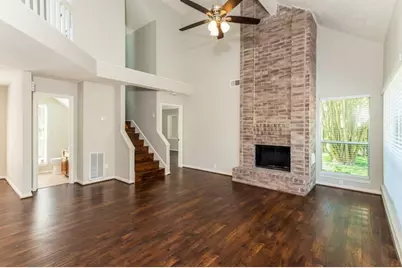 2002 Hickory Glen Drive, Missouri City, TX 77489 - Photo 4