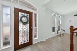 19315 Laguna Woods Dr, Tomball, TX 77375 - Photo 2