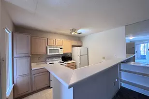 10555 Turtlewood Ct, Houston, TX 77072 - Photo 2