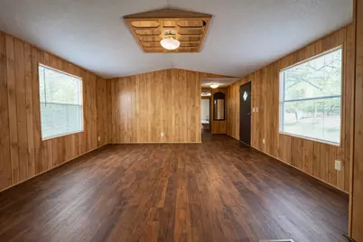 1037 Pecan Valley, Wharton, TX 77488 - Photo 4