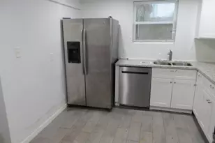 5918 Avenue R, Galveston, TX 77551 - Photo 10