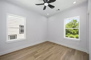 4138 Larkspur St, Houston, TX 77051 - Photo 12