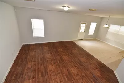 6807 Turtlewood Drive, Houston, TX 77072 - Photo 10