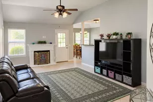 1303 Nightshade Ln, Leander, TX 78641 - Photo 2