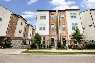 710 Clark St, Houston, TX 77020 - Photo 1