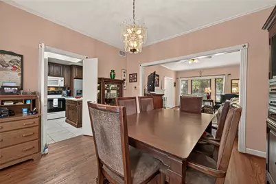 11711 Memorial Drive #239, Houston, TX 77024 - Photo 8