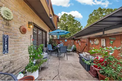 11711 Memorial Drive #239, Houston, TX 77024 - Photo 34