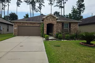 2103 Lost Timbers Dr, Conroe, TX 77304 - Photo 2
