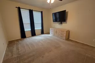 2103 Lost Timbers Dr, Conroe, TX 77304 - Photo 10