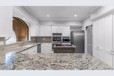 2607 Laurel Ridge Drive, Houston, TX 77345 - Photo 12