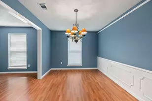 13714 Lynnwood Ln, Sugar Land, TX 77498 - Photo 4