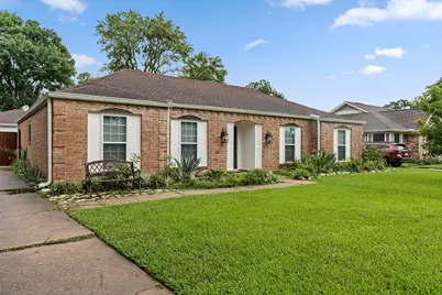 13714 Lynnwood Lane, Sugar Land, TX 77498 - Photo 40